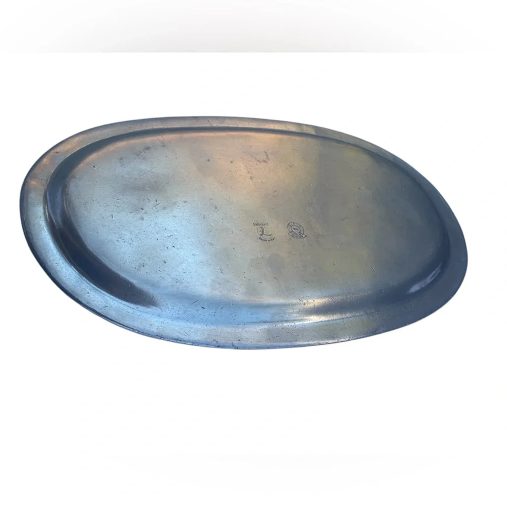 SAN LORENZO TRAY Luxury Bathroom Tray in Tooled Pewter